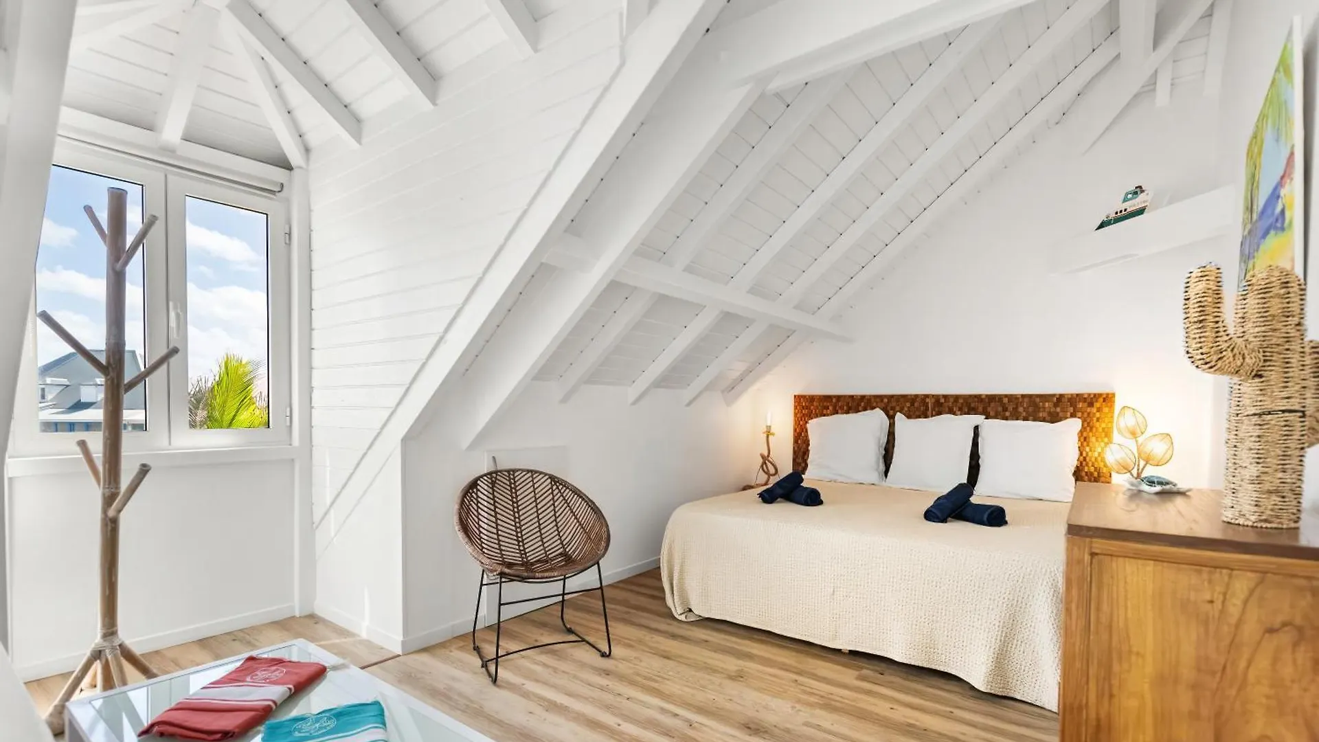 Apartment Sur La Plage De La Baie Orientale - Bel Appartement Vue Mer 6A7P