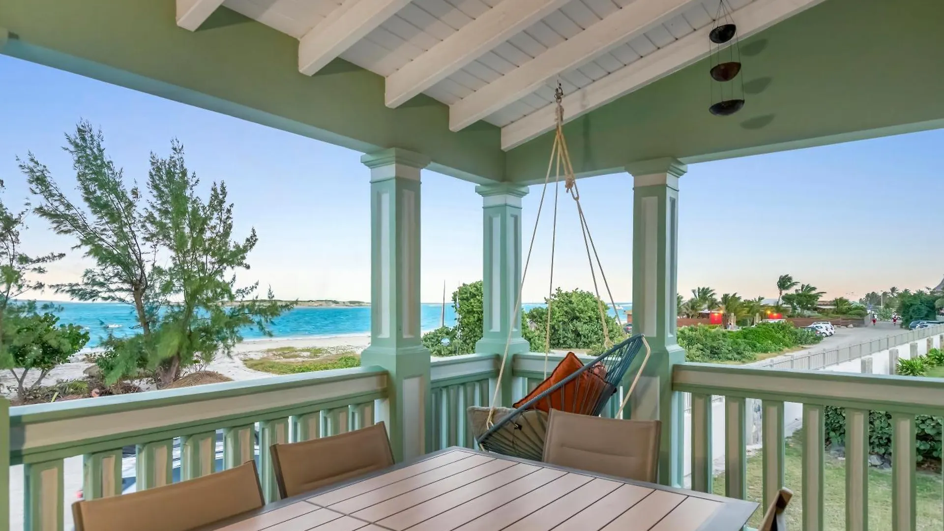 Sur La Plage De La Baie Orientale - Bel Appartement Vue Mer 6A7P
