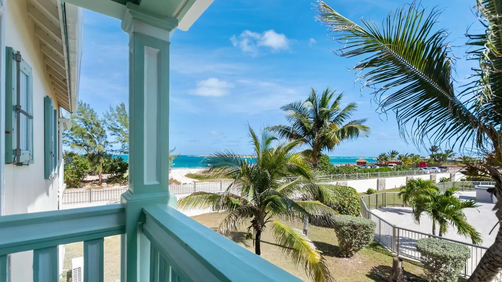 Apartment Sur La Plage De La Baie Orientale - Bel Appartement Vue Mer 6A7P
