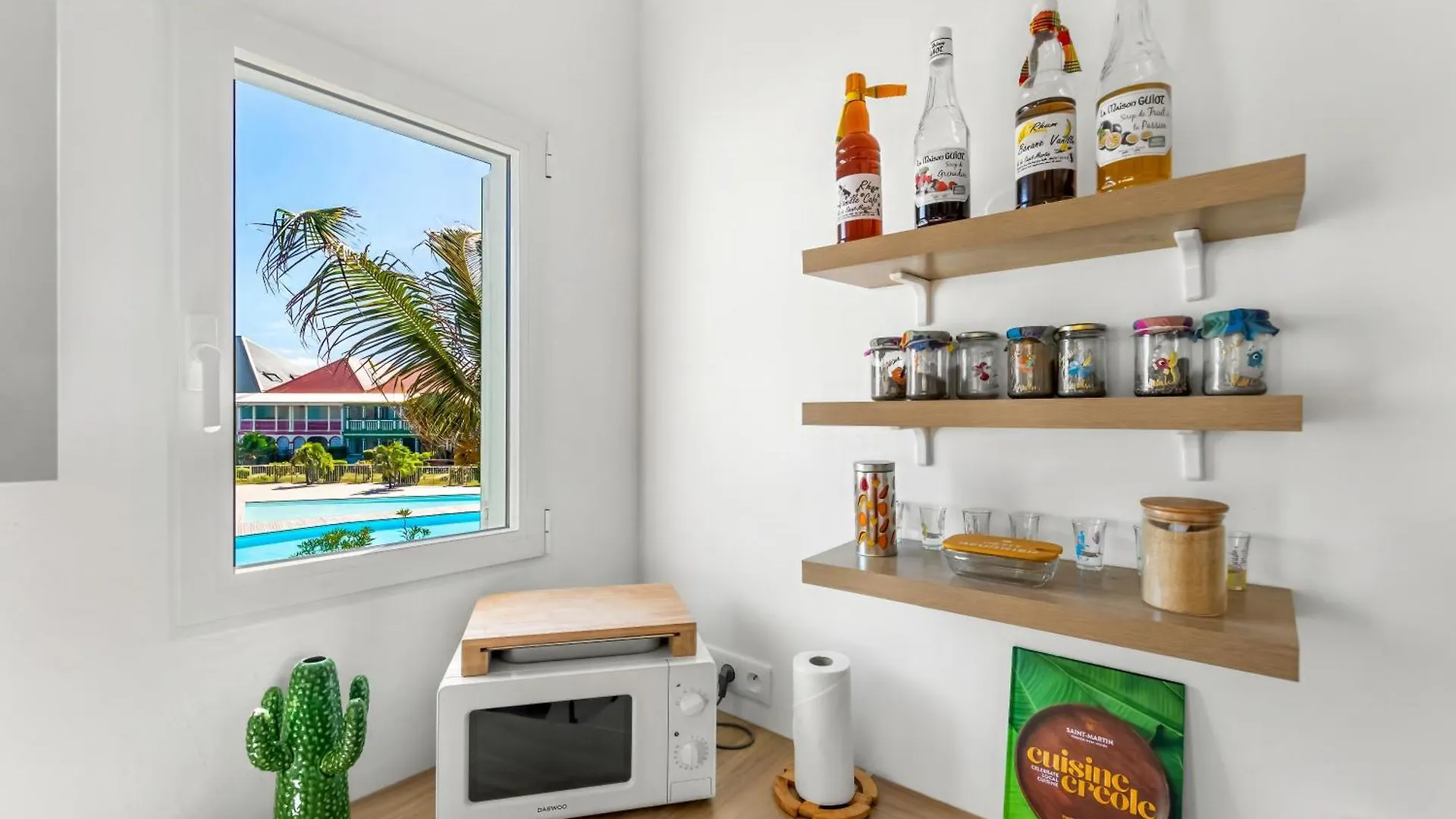 Apartment Sur La Plage De La Baie Orientale - Bel Appartement Vue Mer 6A7P